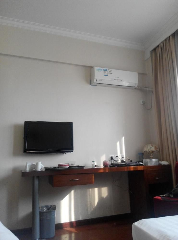 Tianjin Jingjin Hotel Экстерьер фото
